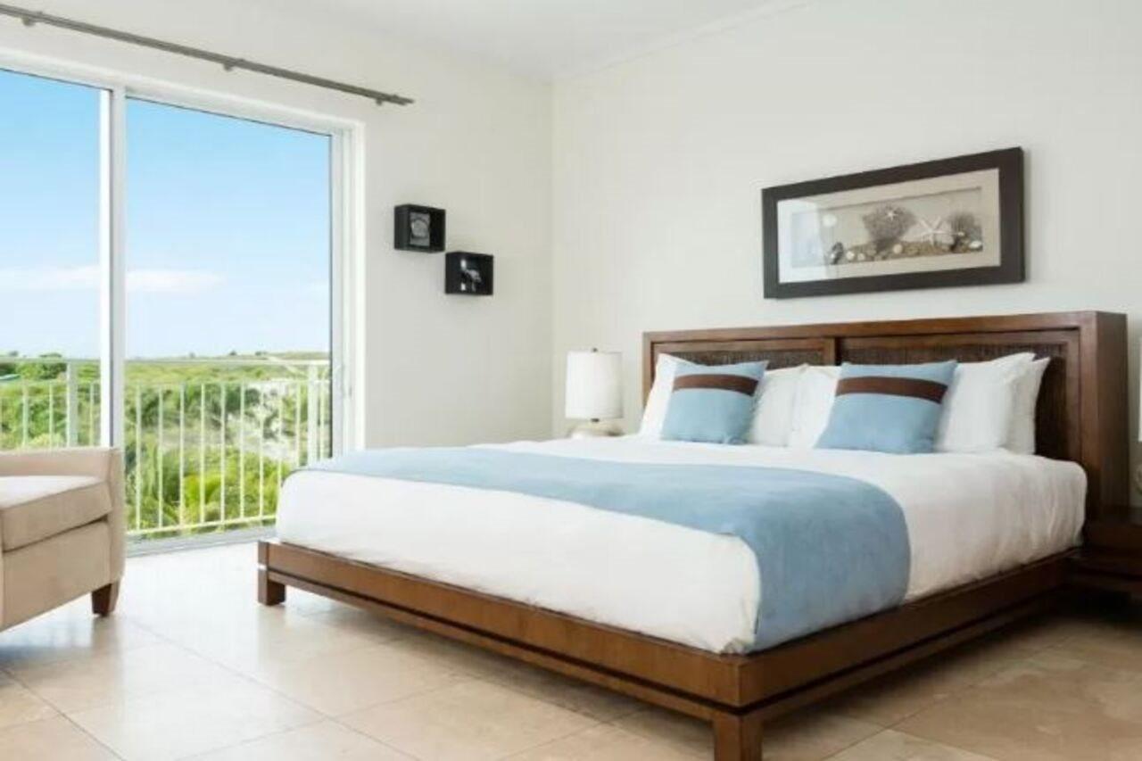 Hotel West Bay Club Grace Bay Esterno foto